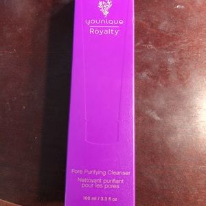 Younique pore purifying face cleanser